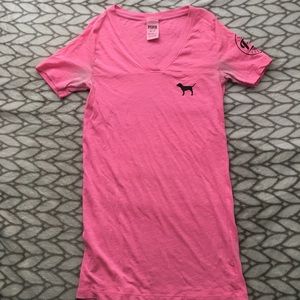 Victoria's Secret PINK short sleeve V neck tee