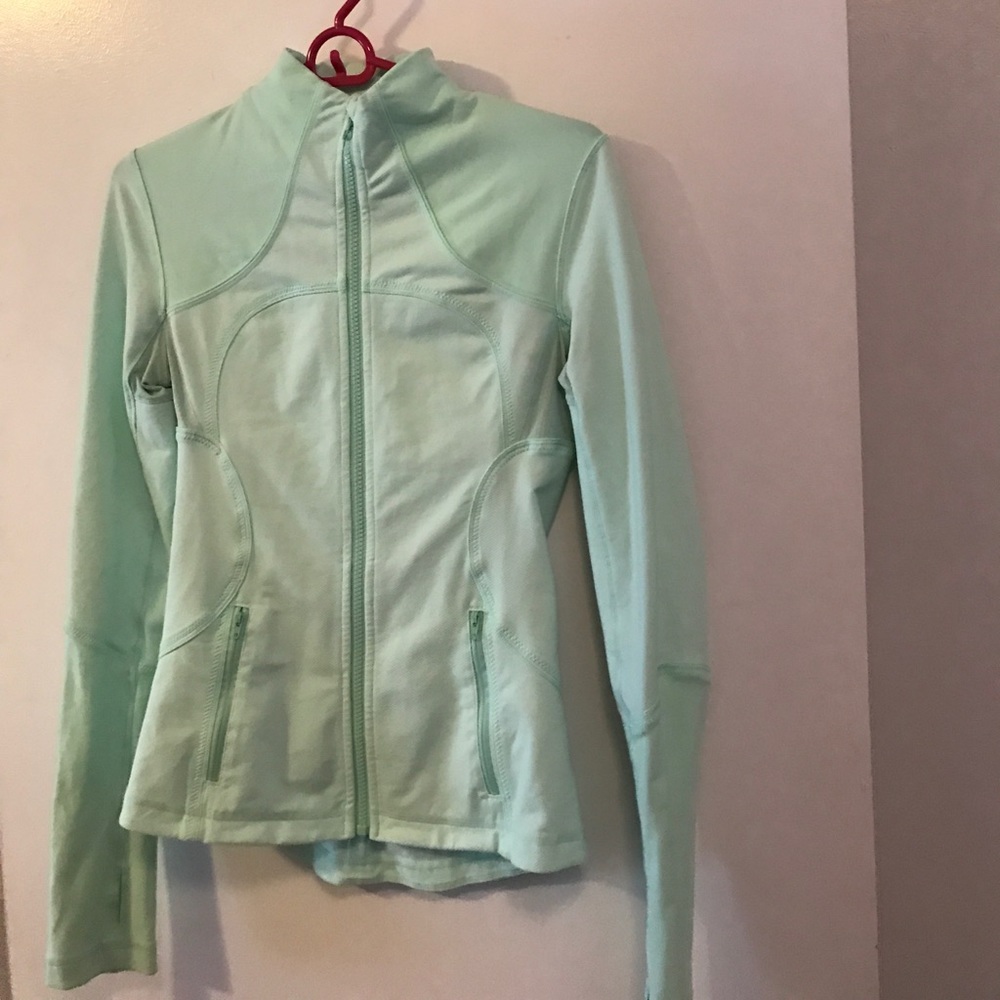 Lulu Classic Zipup