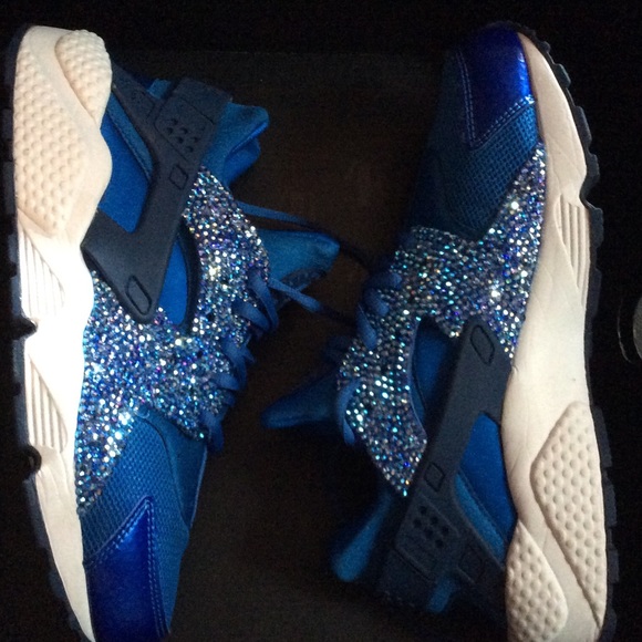 SWAROVSKI CRYSTAL HUARACHES CUSTOM PRICE FIRM EUC - Picture 1 of 4