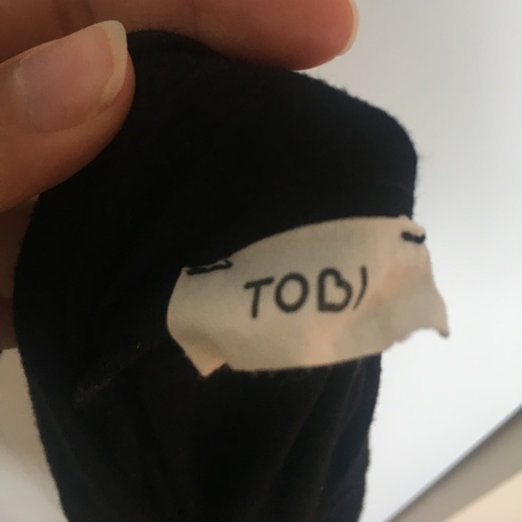 Asymmetrical High-Low Skirt - Picture 3 of 3