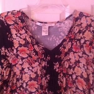 Beautiful American Rag top. Size 0X.