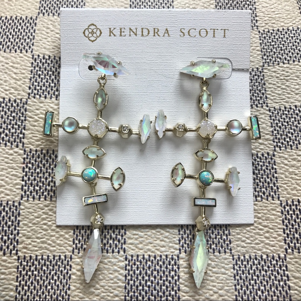 *SOLD♏️*NWT Kendra Scott Gold Opal Teagan Earrings