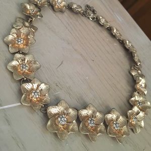High Neck Flower Necklace