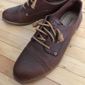 Wmn Size 8.5 Sperry Oxfords