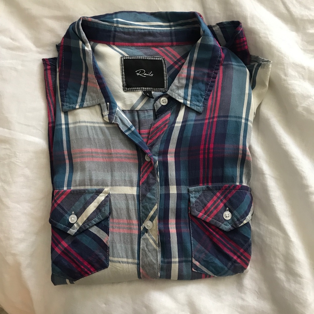 Rails button down!