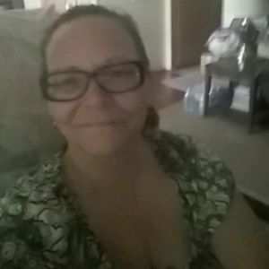 Meet your Posher, Pamela