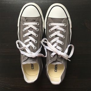 Converse All Star Gray and White Shoe Size 7