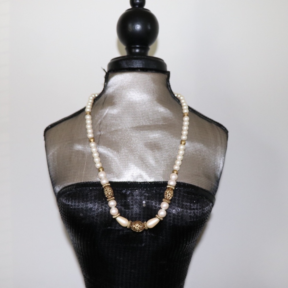 Vintage Faux Pearl Strand