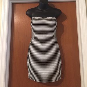 FOREVER 21 MINI DRESS