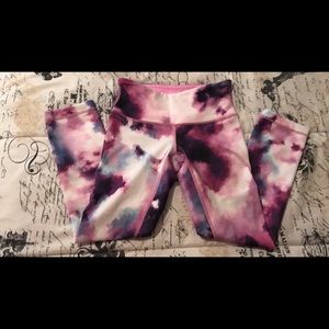 SOLD Lululemon blooming pixie wunder under crop
