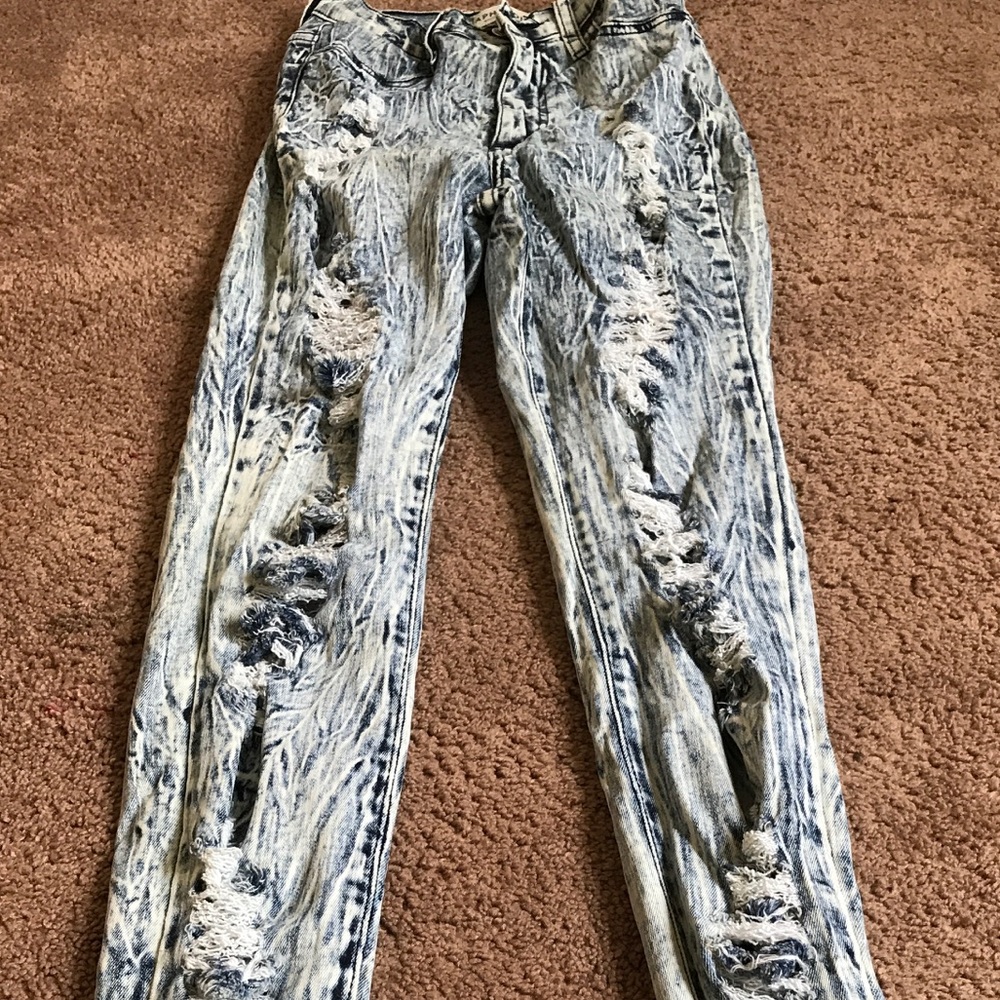 Jeans - Picture 2 of 2