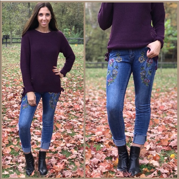 Embroidered Distressed Skinny Designer Jeans - Picture 3 of 7