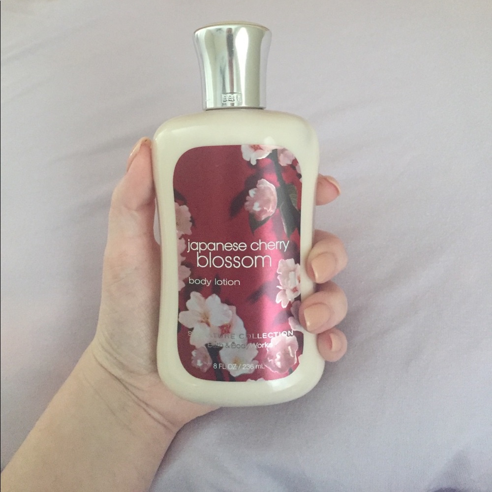 Japanese cherry blossom lotion