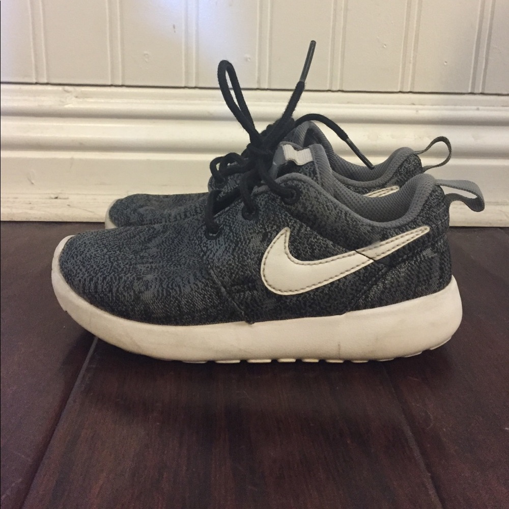 Toddler boy NIKES!