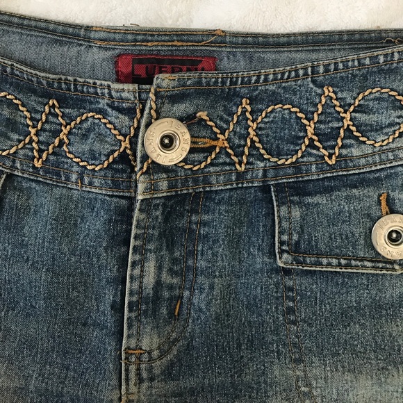 2000s Vintage Mini Denim Skirt - Picture 5 of 6