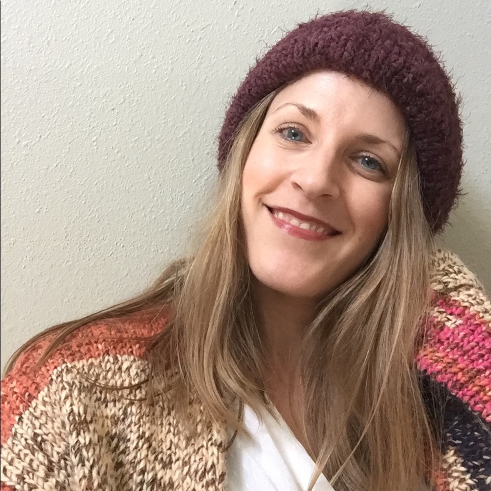 Free People Textured Boucle Beanie Plum - Picture 1 of 5