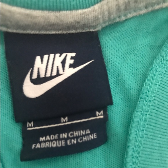 Nike Tank - Picture 2 of 3