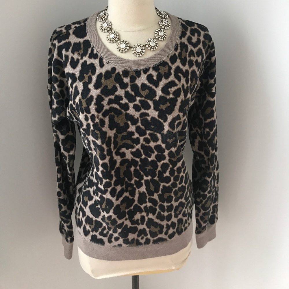 Leopard sweatshirt