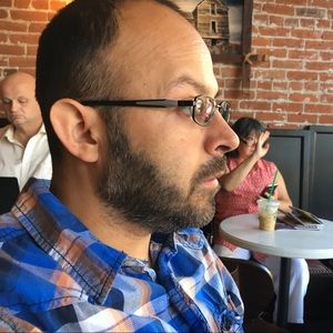 Meet your Posher, Rafael