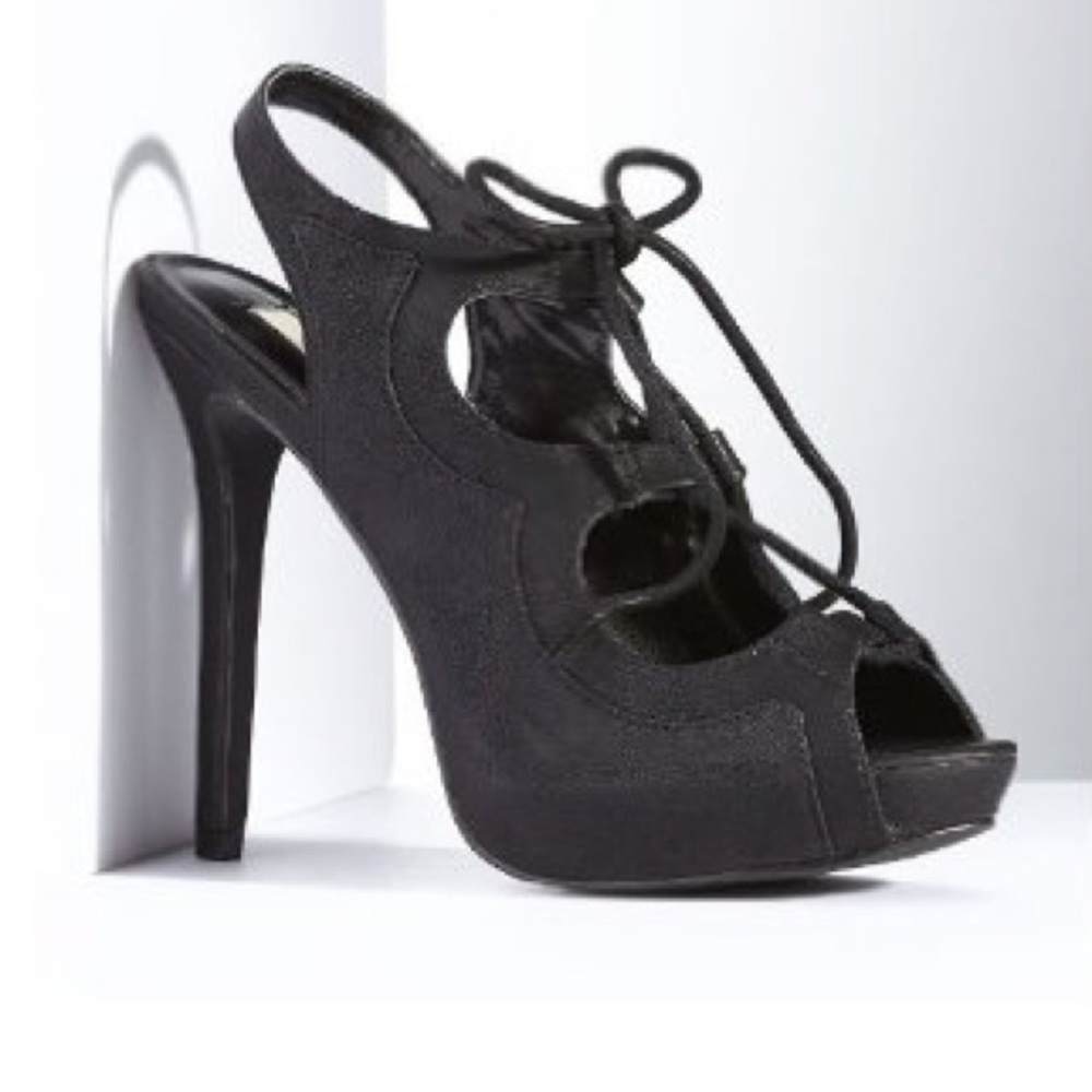 Simply Vera SEXY heels!