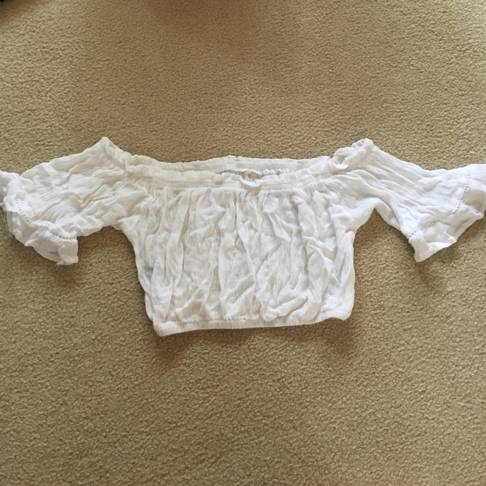 Cute off the shoulder bohemian inspired crop top