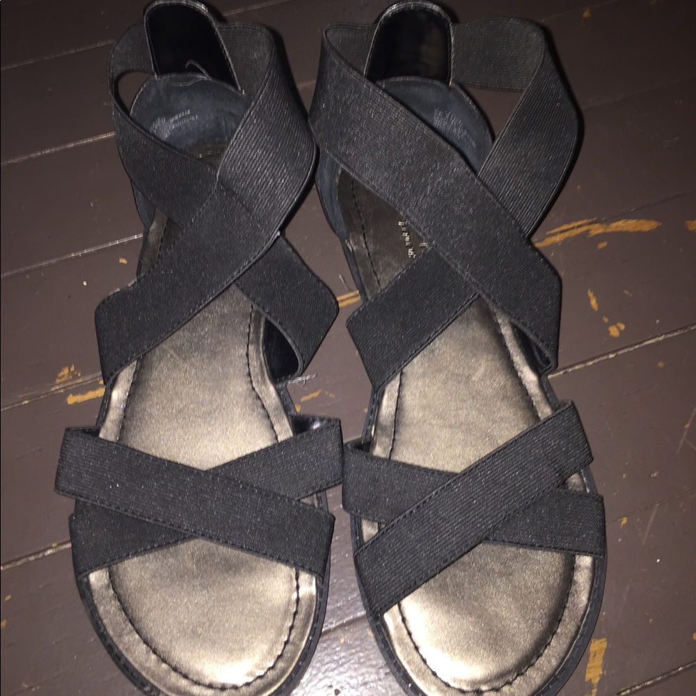Kenneth Cole "Reaction" sandals