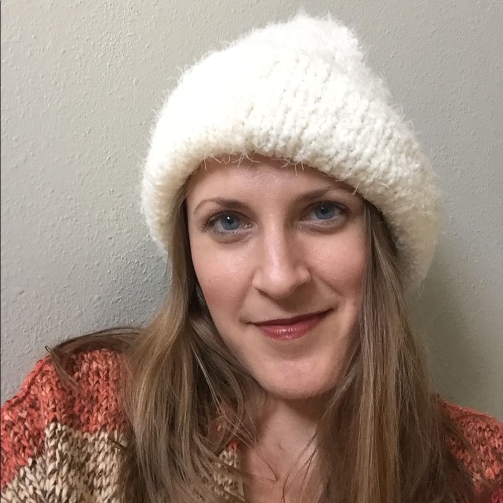 Free People Textured Bouclè Beanie Ivory - Picture 1 of 6