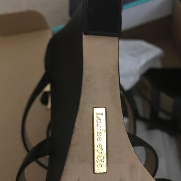 Louis cie Wedges - Picture 3 of 3