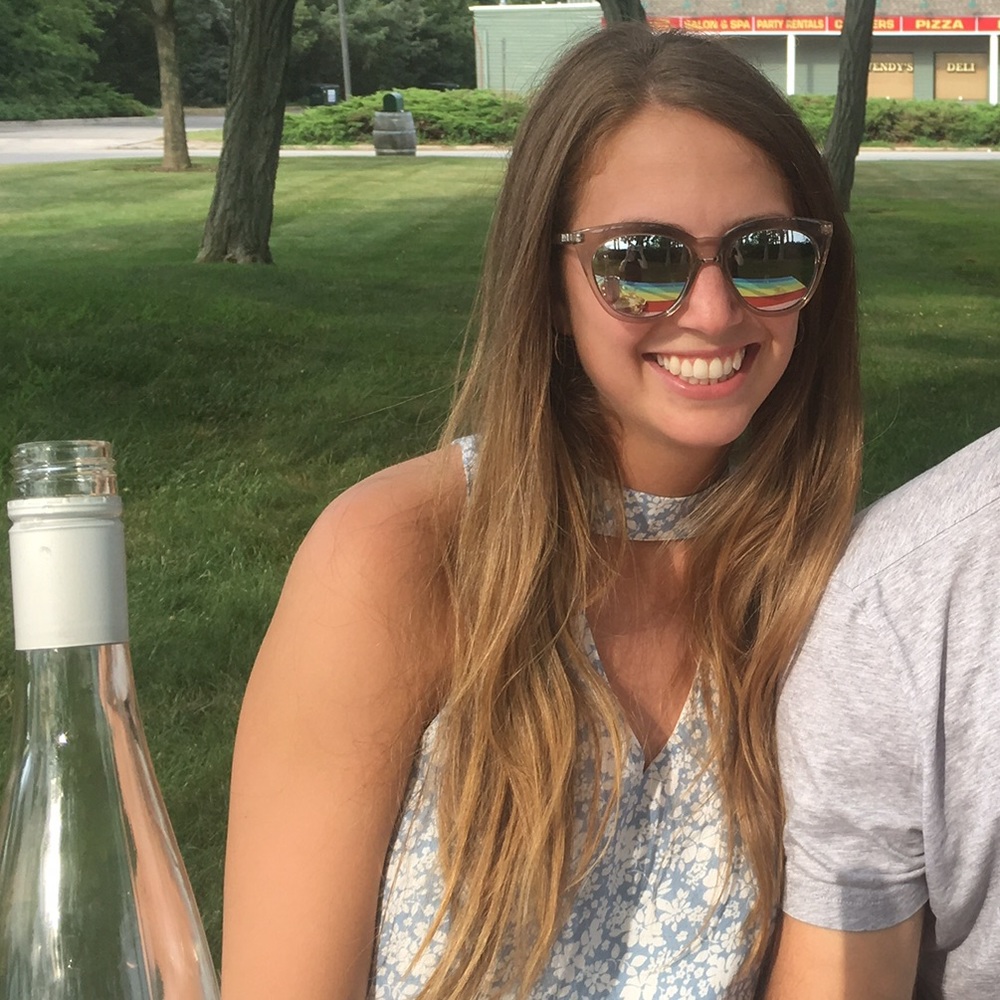 Meet your Posher, Stefanie