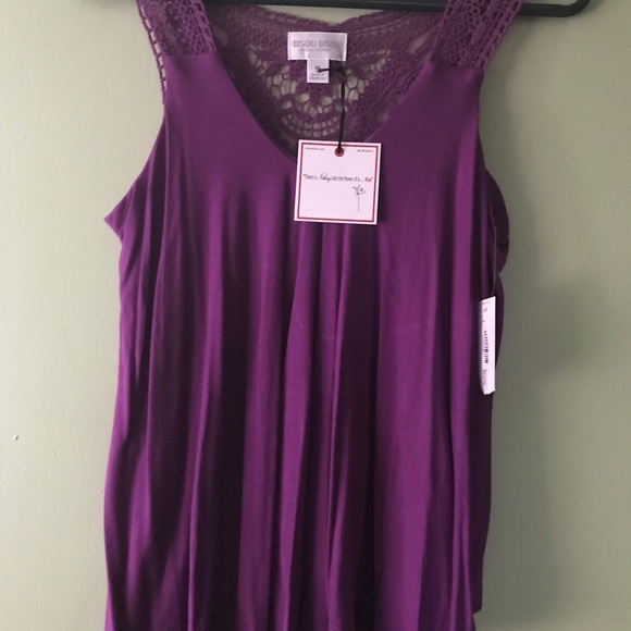 New blouse - Picture 1 of 2