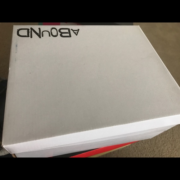 Abound wedges colorful - Picture 2 of 3