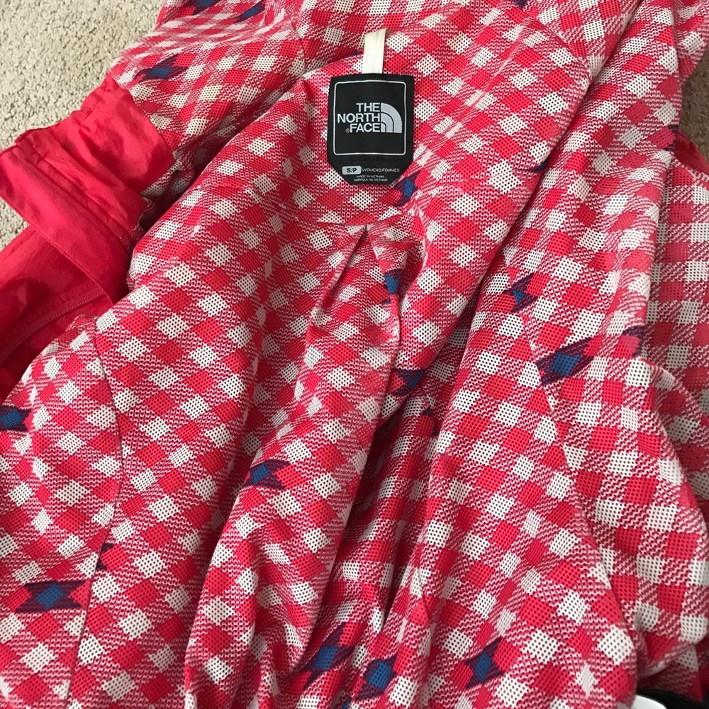 North face windbreaker