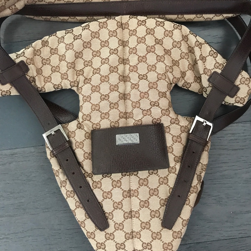 Gucci baby carrier never used