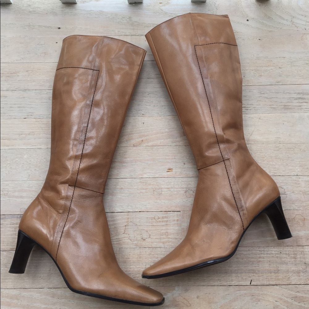 Nine West square-toed heeled Boots!