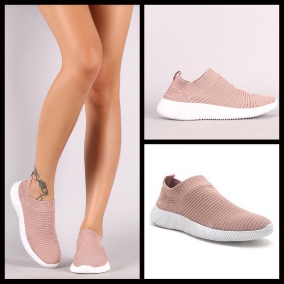 WEEKEND SALE ‼️Mauve Slip on Sneakers - Picture 3 of 7