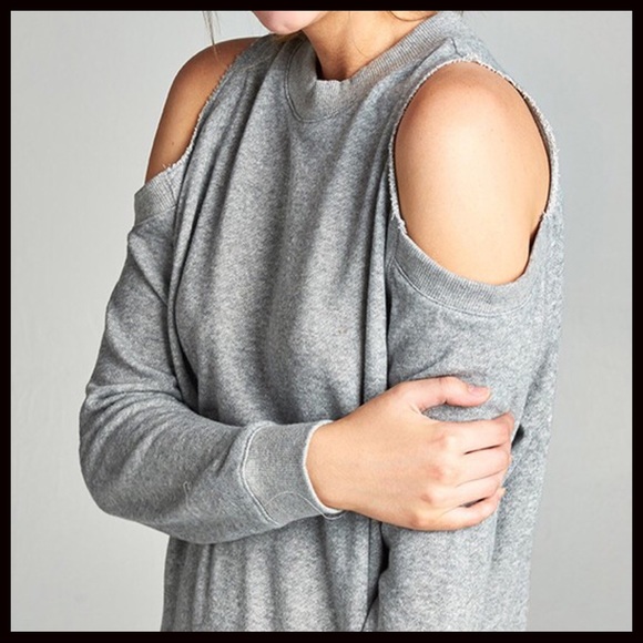 SALE‼️5⭐️Cold Shoulder Sweatshirt - Picture 2 of 2