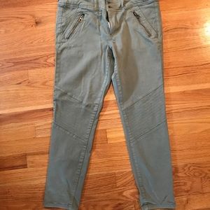 American Eagle Olive Pants