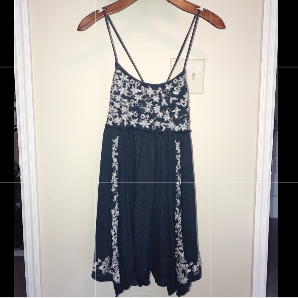 American Eagle XS boho dress. Fits Small!