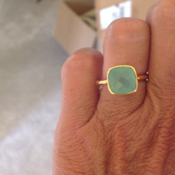 Jewelry - Cushion cut chaldecony