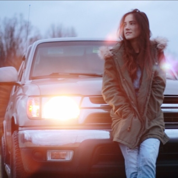 Meet your Posher, Kathy - Picture 4 of 4