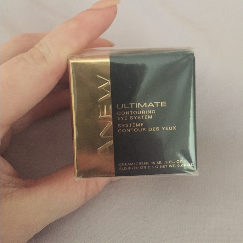 Anew ultimate eye contouring system