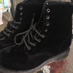 Dr. Martens Page boots in velvet
