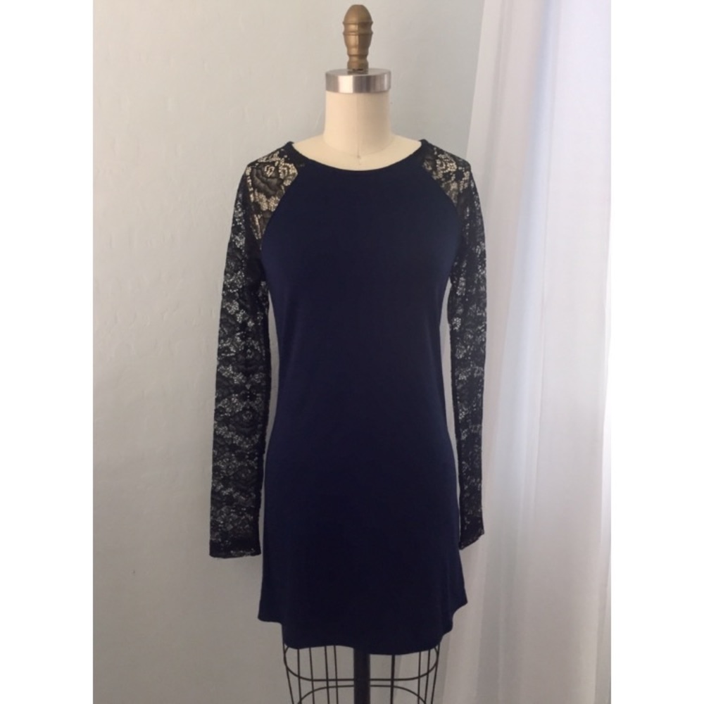 H&M Navy and Black Lace Raglan Sleeve Dress