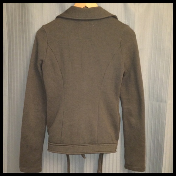 Green Zipper Jacket - Picture 2 of 2