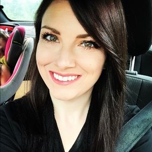 Meet your Posher, Britta