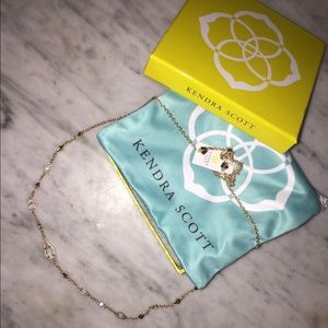 Kendra Scott necklace