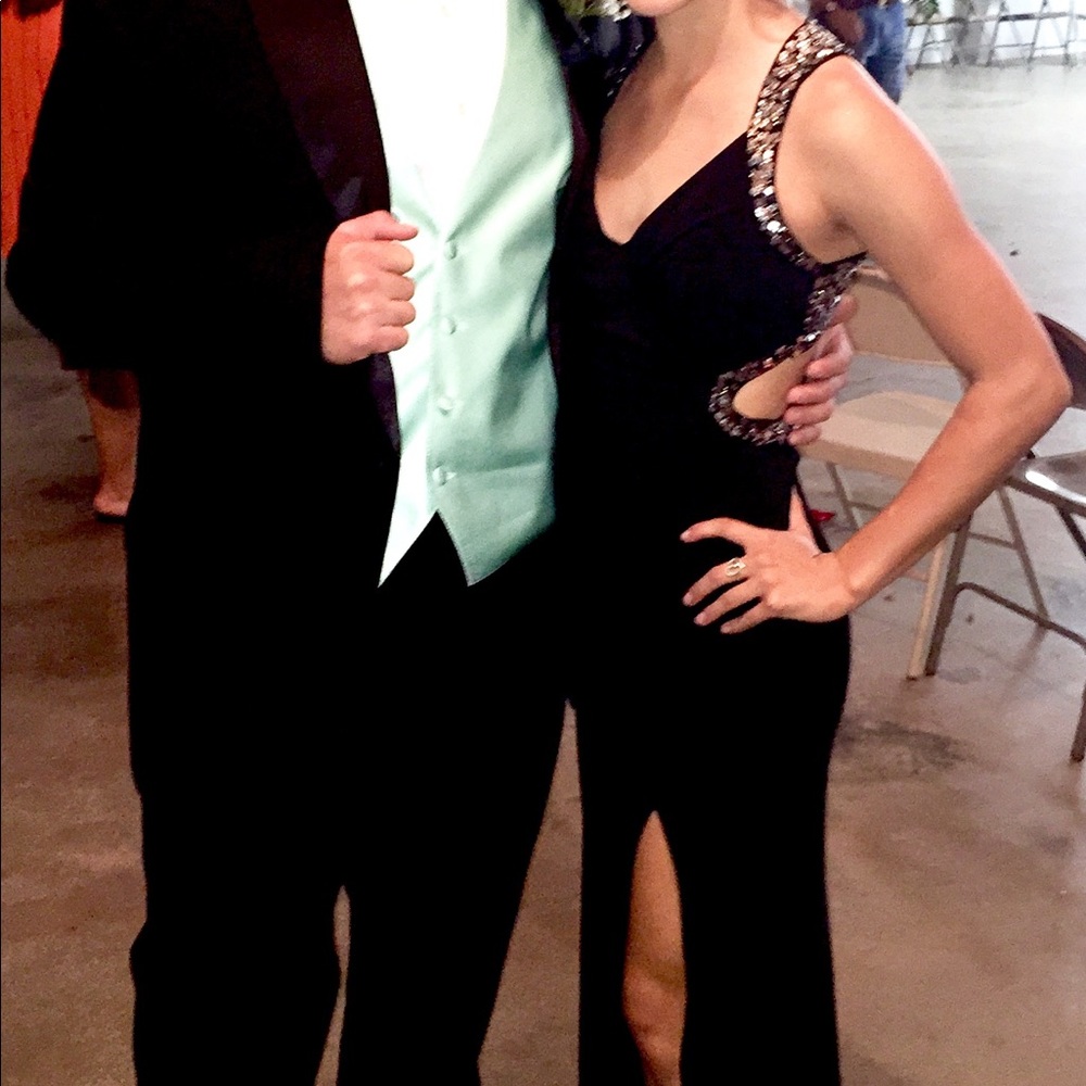 Prom Dress - Picture 2 of 6