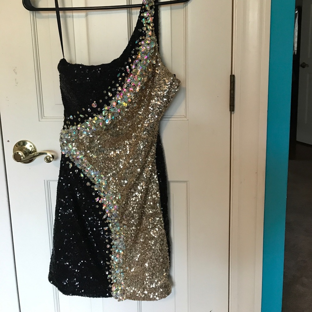 Sequined homecoming dress!