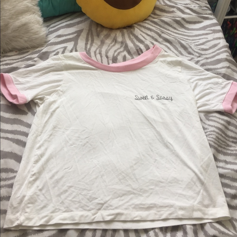 Sweet&sassy graphic tee💓