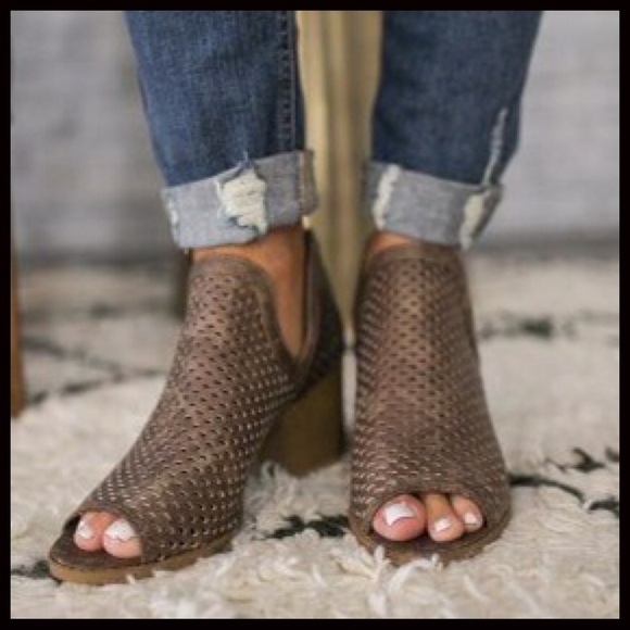 1 LEFT‼️SALE‼️Peep Toe Perforated Booties - Picture 2 of 5